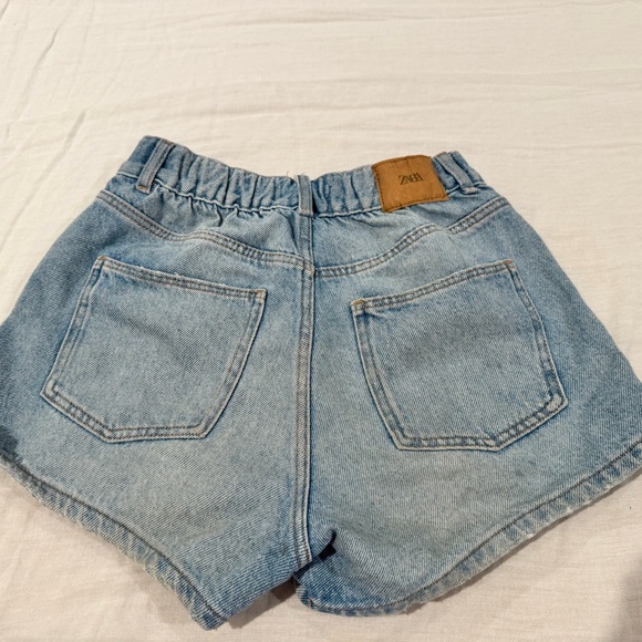 Girls Zara Jean Shorts - Picture 2 of 6